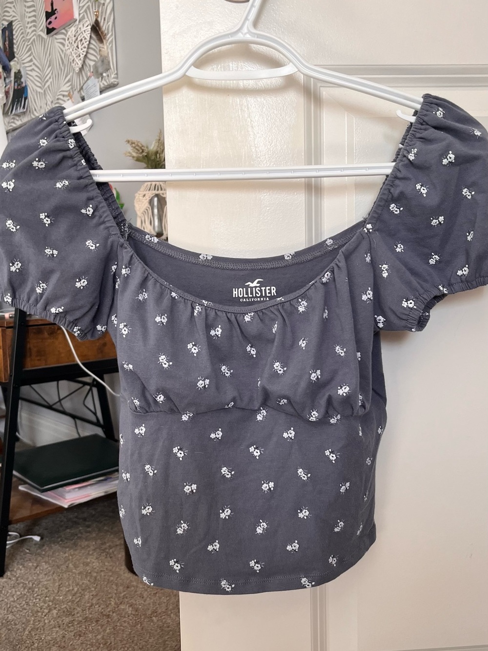 BUNDLE OF 5: crop t shirts